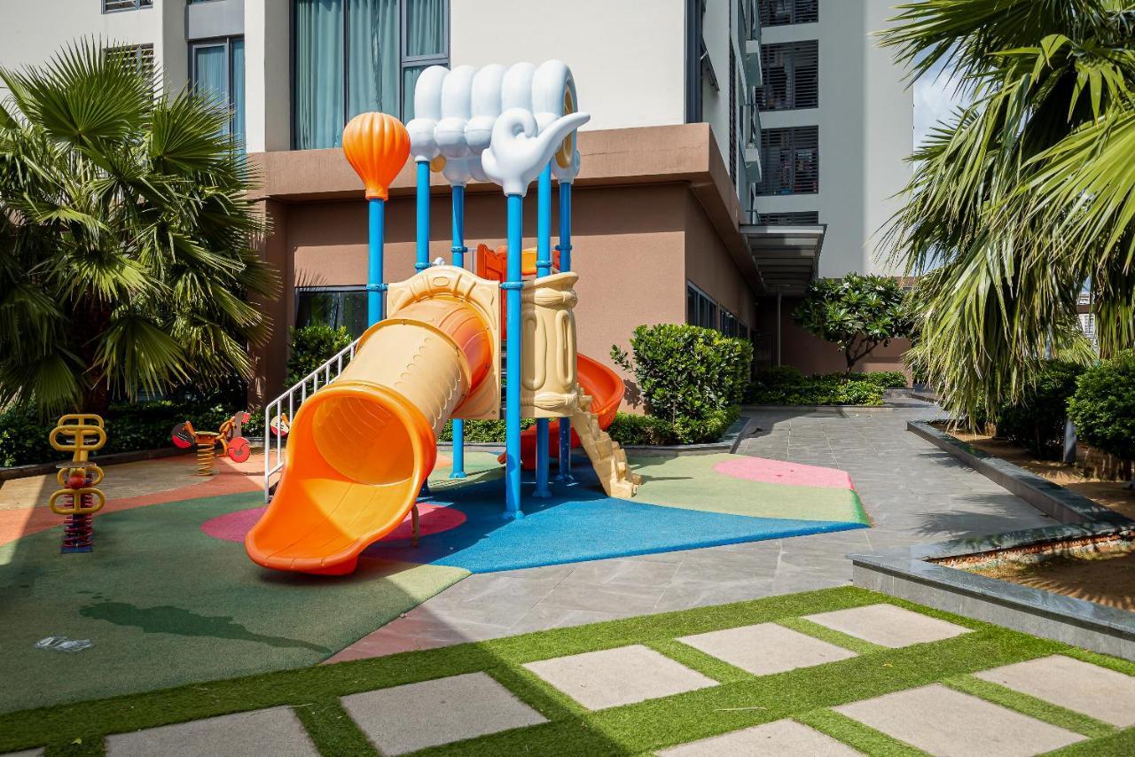 Căn hộ Eco Saigon - Amazing View - Free Pool & Gym *